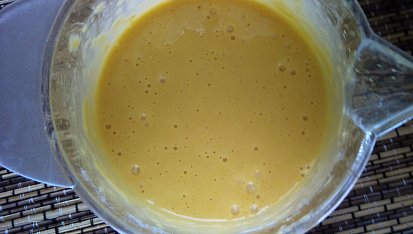Domácí vývar z vepřových kostí se zeleninou a vaječnými nočky, Směs noček