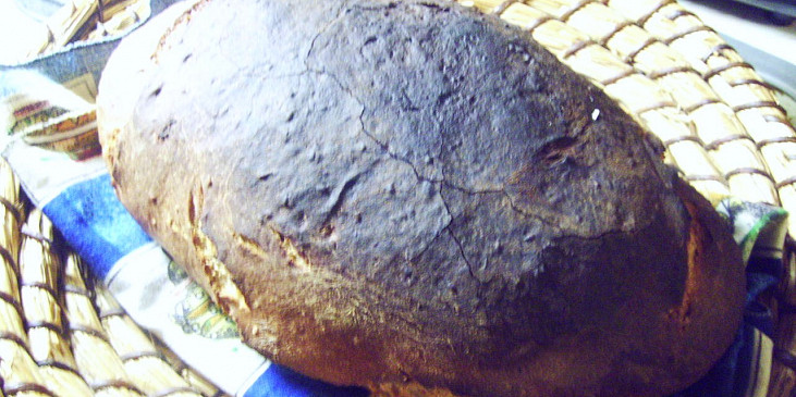 Sezamový chléb (Sezamový chléb-upečen)