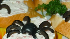 Pavoučci - na jednohubky, chlebíčky nebo chlebové dorty