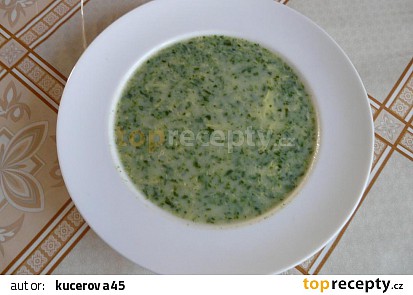Špenátová polévka se smetanou