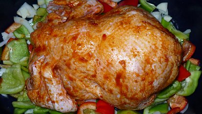 Pečené kuře na zeleninovo-rýžovém lůžku
