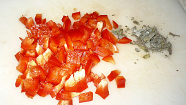 Chléb s červenou paprikou