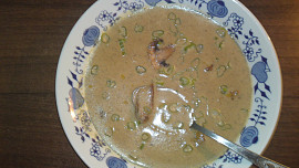 Krémová houbová polévka (maďarská)