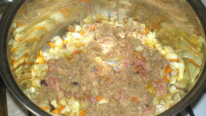 Rybí polévka, Restování zeleniny a vnitřností