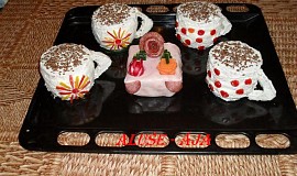 Slaný dort - kafe s mini dortem