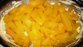 Oranžová dýně zapečená se sněhem