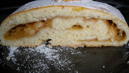Rychlý závin babičky Máši - štrůdl, s jablky