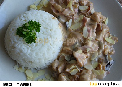 Kuřecí nudličky s kečupovo hořčičnou omáčkou