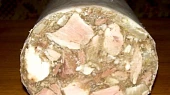 Manželova domácí masová tlačenka