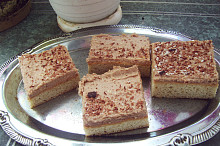 Karamelovo-kávový moučník