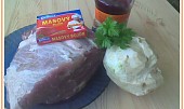 Vepřové roládky s rybízovou marmeládou a celerem, maso,celer,domácí rybíz.marmeláda
