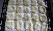 Peřinkový koláč