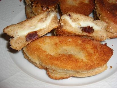 Pavézky s mozzarellou a sušenými rajčaty