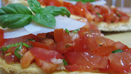 Bruschetta s rajčaty