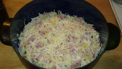 Gnocchi aneb noky se špenátem a slaninkou, šup s tím do trouby