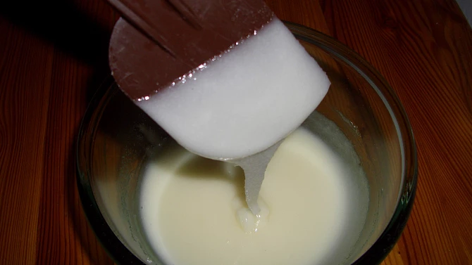 Mléčná poleva