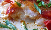 Zapečený pangasius s lečem a smetanou