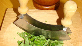 Bazalkové pesto