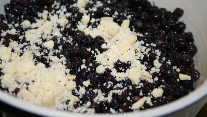 Crumble s borůvkami