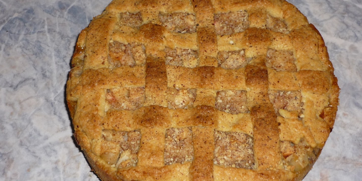 Křehký makový koláč s jablky
