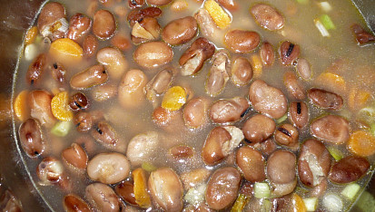 Bobová polévka