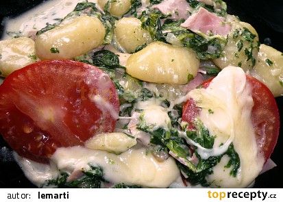 Zapečené gnocchi se směsí