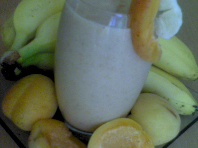 Meruňkový koktejl s banánem