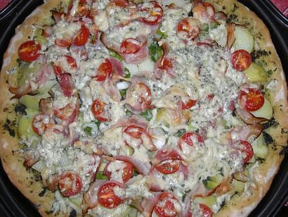 Pizza s novými bramborami