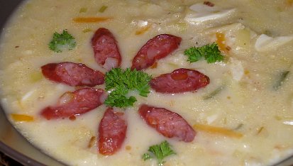 Smetanová  polévka z pórku a krup