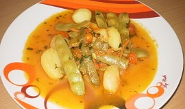 Řecké fazolové lusky s bramborama- fasolakia me patates