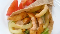 Kuřecí tortilla se zeleninou (dietní)
