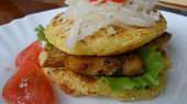 Pangass pod brambo-mráčkem alá hamburger