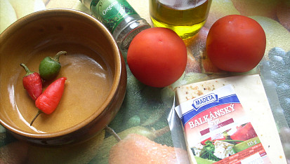 Sýr Feta s rajčaty