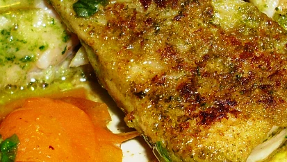 Nilský okoun v bazalkovo-parmezánovém pestu