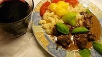 Ragú s brusinkami v mátovo meduňkovémzábalu