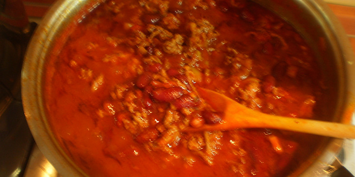 Texaska specialita chilli con carne (Texaska mnamka)