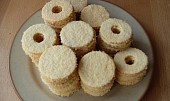 Kokosové sušenky od Médi Pusíka (samotné ke chrupkání)