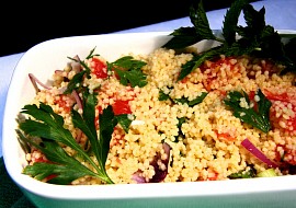 Kuskusový salát - tabbouleh