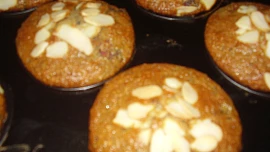 Malinové muffiny s mandlemi