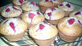 Malinové muffiny