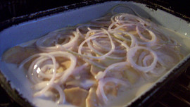 Zapečené kuřecí maso s brambory