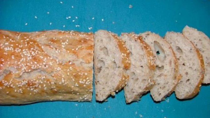 Bageta z domácí pekárny