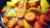 Pomerančovo-citronový džus, vše uvaříme...