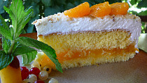 Mandarinkovo-šlehačkový dortík