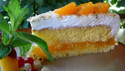 Mandarinkovo-šlehačkový dortík