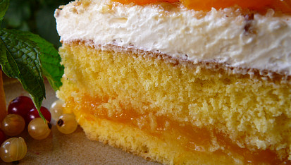 Mandarinkovo-šlehačkový dortík