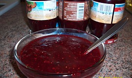 Rebarborovo-jahodovo-ostružinový džem