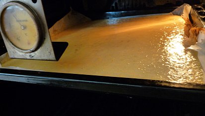 Ovocný (meruňkový) koláč ze směsi na Tarte au citron, V troubě