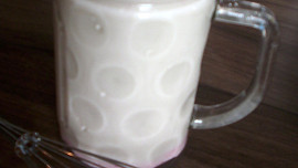Tříbarevný pudinkový pohár