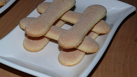 Piškoty s krémem a horkým pomerančem